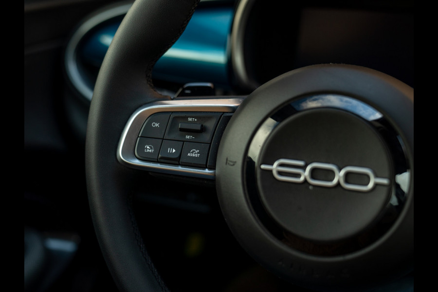 Fiat 600 1.2 Hybrid ICON | Pack Style | Pack Comfort | 360 cam