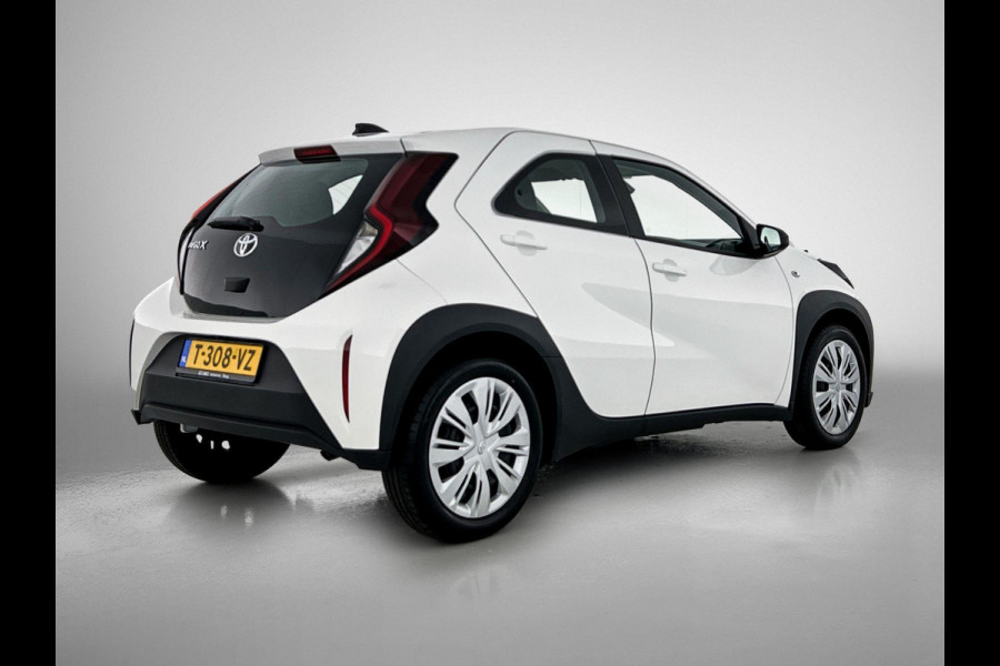Toyota Aygo X 1.0 VVT-i MT Play | PRIVATE LEASE vanaf 337,- p.m. |