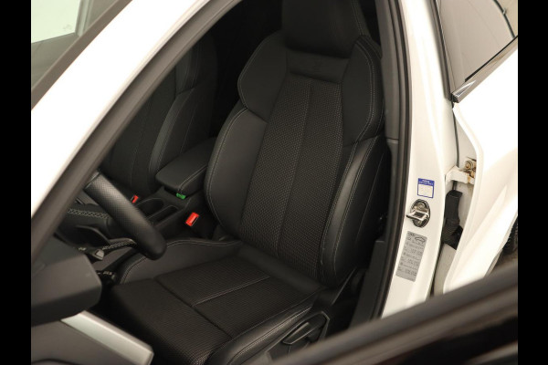 Audi A3 40 TFSI e Advanced edition | S-line | Full LED | Half Leder | Carplay | Adaptive Cruise | Stoelverwarming | LMV 18 inch | PHEV Audi A3 40 TFSI e Advanced edition | S-line | Full LED | Half Leder | Carplay | Adaptive Cruise | Stoelverwarming | LMV 18 inch | PHEV