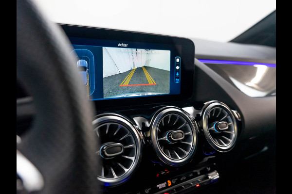 Mercedes-Benz GLA GLA 250 e AMG Line | Pano | Camera | Keyless Go Mercedes-Benz GLA GLA 250 e AMG Line | Pano | Camera | Keyless Go