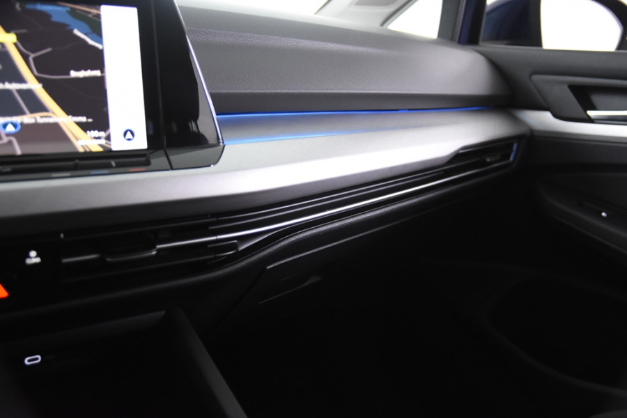 Volkswagen Golf 1.0 eTSI Life *1ste Eigenaar*Navigatie*Ambiente*