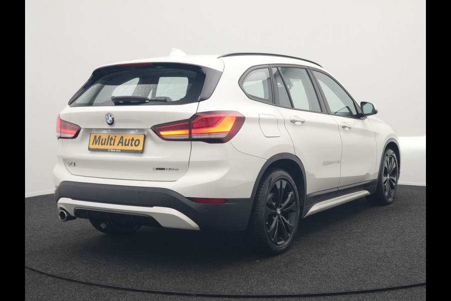 BMW X1 xDrive25e Sportline Plug In Hybrid 221pk Dealer O.H PHEV | Navigatie | Sfeerverlichting | LED Koplampen | Sportstoelen Verwarmd | DAB | 18"L.M | BMW X1 xDrive25e Sportline Plug In Hybrid 221pk Dealer O.H PHEV | Navigatie | Sfeerverlichting | LED Koplampen | Sportstoelen Verwarmd | DAB | 18"L.M |