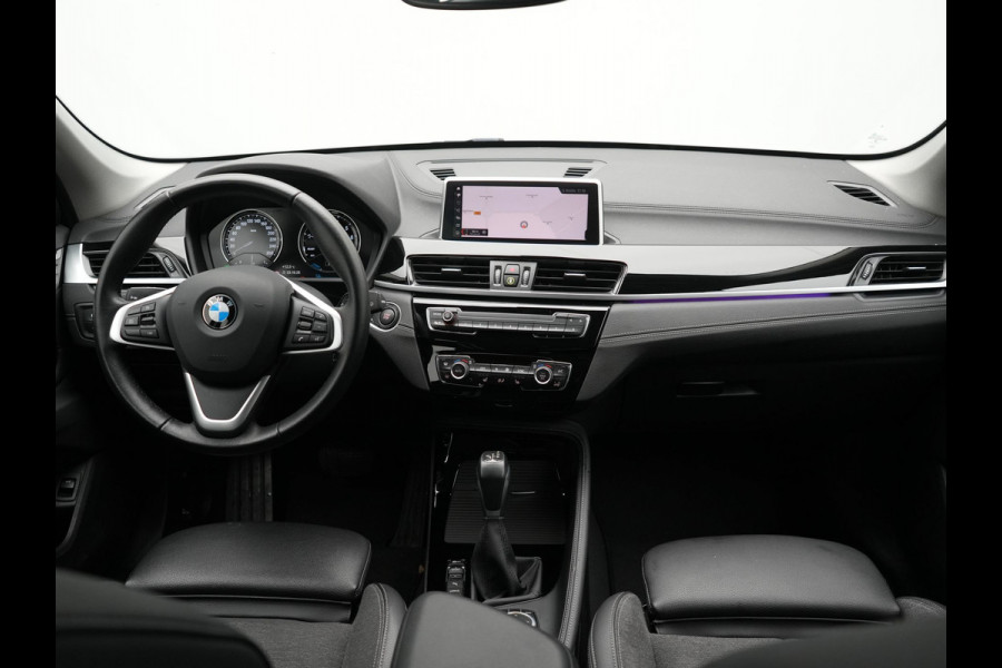 BMW X1 xDrive25e Sportline Plug In Hybrid 221pk Dealer O.H PHEV | Navigatie | Sfeerverlichting | LED Koplampen | Sportstoelen Verwarmd | DAB | 18"L.M | BMW X1 xDrive25e Sportline Plug In Hybrid 221pk Dealer O.H PHEV | Navigatie | Sfeerverlichting | LED Koplampen | Sportstoelen Verwarmd | DAB | 18"L.M |
