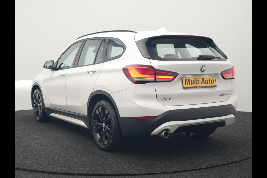 BMW X1 xDrive25e Sportline Plug In Hybrid 221pk Dealer O.H PHEV | Navigatie | Sfeerverlichting | LED Koplampen | Sportstoelen Verwarmd | DAB | 18"L.M | BMW X1 xDrive25e Sportline Plug In Hybrid 221pk Dealer O.H PHEV | Navigatie | Sfeerverlichting | LED Koplampen | Sportstoelen Verwarmd | DAB | 18"L.M |