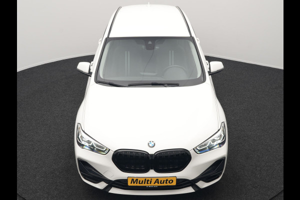 BMW X1 xDrive25e Sportline Plug In Hybrid 221pk Dealer O.H PHEV | Navigatie | Sfeerverlichting | LED Koplampen | Sportstoelen Verwarmd | DAB | 18"L.M | BMW X1 xDrive25e Sportline Plug In Hybrid 221pk Dealer O.H PHEV | Navigatie | Sfeerverlichting | LED Koplampen | Sportstoelen Verwarmd | DAB | 18"L.M |
