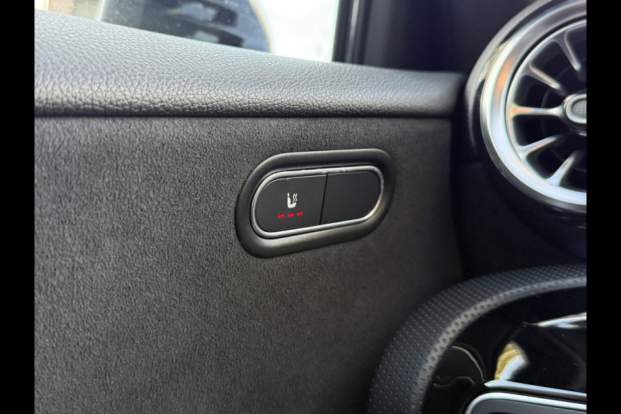 Mercedes-Benz A-Klasse 250 e Business Line | AMG Pakket | Sfeerverlichting | Pano | Widescreen Mercedes-Benz A-Klasse 250 e Business Line | AMG Pakket | Sfeerverlichting | Pano | Widescreen