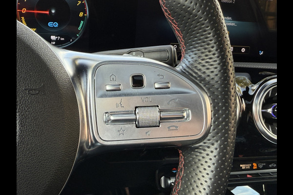 Mercedes-Benz A-Klasse 250 e Business Line | AMG Pakket | Sfeerverlichting | Pano | Widescreen Mercedes-Benz A-Klasse 250 e Business Line | AMG Pakket | Sfeerverlichting | Pano | Widescreen