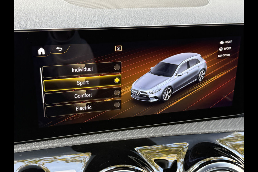 Mercedes-Benz A-Klasse 250 e Business Line | AMG Pakket | Sfeerverlichting | Pano | Widescreen Mercedes-Benz A-Klasse 250 e Business Line | AMG Pakket | Sfeerverlichting | Pano | Widescreen