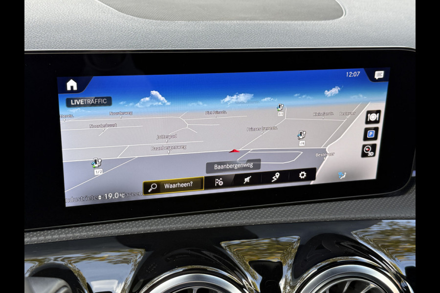 Mercedes-Benz A-Klasse 250 e Business Line | AMG Pakket | Sfeerverlichting | Pano | Widescreen Mercedes-Benz A-Klasse 250 e Business Line | AMG Pakket | Sfeerverlichting | Pano | Widescreen