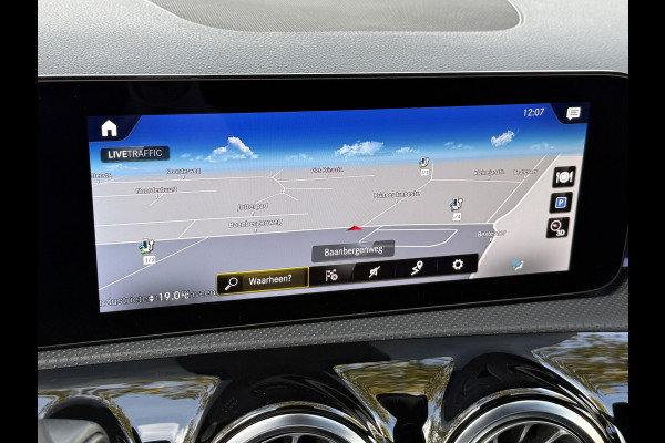 Mercedes-Benz A-Klasse 250 e Business Line | AMG Pakket | Sfeerverlichting | Pano | Widescreen Mercedes-Benz A-Klasse 250 e Business Line | AMG Pakket | Sfeerverlichting | Pano | Widescreen