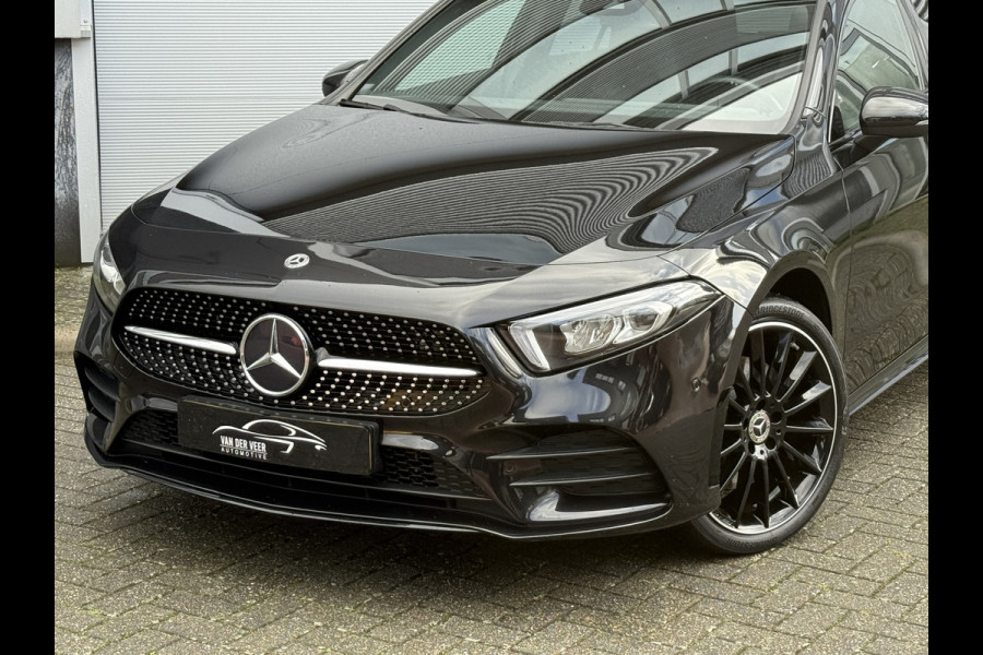 Mercedes-Benz A-Klasse 250 e Business Line | AMG Pakket | Sfeerverlichting | Pano | Widescreen Mercedes-Benz A-Klasse 250 e Business Line | AMG Pakket | Sfeerverlichting | Pano | Widescreen