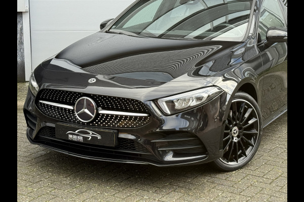 Mercedes-Benz A-Klasse 250 e Business Line | AMG Pakket | Sfeerverlichting | Pano | Widescreen Mercedes-Benz A-Klasse 250 e Business Line | AMG Pakket | Sfeerverlichting | Pano | Widescreen