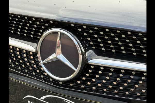 Mercedes-Benz A-Klasse 250 e Business Line | AMG Pakket | Sfeerverlichting | Pano | Widescreen Mercedes-Benz A-Klasse 250 e Business Line | AMG Pakket | Sfeerverlichting | Pano | Widescreen