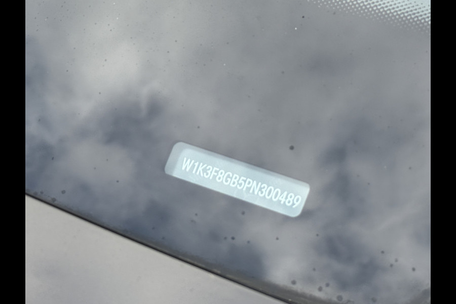 Mercedes-Benz A-Klasse 250 e Business Line | AMG Pakket | Sfeerverlichting | Pano | Widescreen Mercedes-Benz A-Klasse 250 e Business Line | AMG Pakket | Sfeerverlichting | Pano | Widescreen