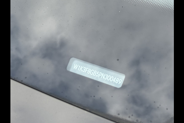 Mercedes-Benz A-Klasse 250 e Business Line | AMG Pakket | Sfeerverlichting | Pano | Widescreen Mercedes-Benz A-Klasse 250 e Business Line | AMG Pakket | Sfeerverlichting | Pano | Widescreen