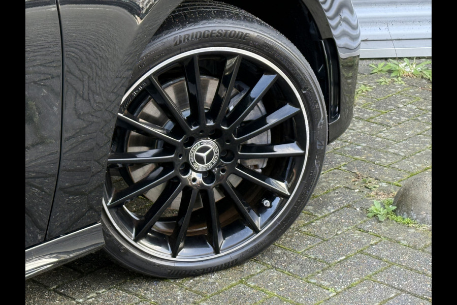 Mercedes-Benz A-Klasse 250 e Business Line | AMG Pakket | Sfeerverlichting | Pano | Widescreen Mercedes-Benz A-Klasse 250 e Business Line | AMG Pakket | Sfeerverlichting | Pano | Widescreen
