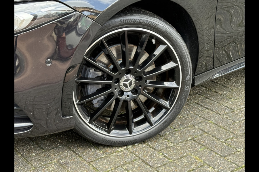 Mercedes-Benz A-Klasse 250 e Business Line | AMG Pakket | Sfeerverlichting | Pano | Widescreen Mercedes-Benz A-Klasse 250 e Business Line | AMG Pakket | Sfeerverlichting | Pano | Widescreen