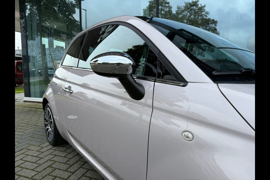 Fiat 500 1.0 Hybrid Star - Glasdak - Navi - Climate - Parkeerhulp - Org.NL Fiat 500 1.0 Hybrid Star - Glasdak - Navi - Climate - Parkeerhulp - Org.NL