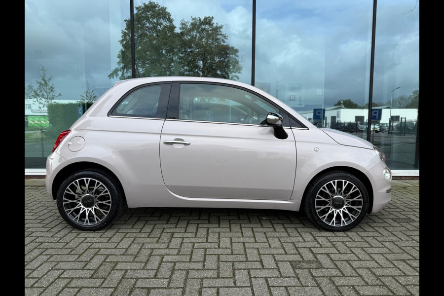 Fiat 500 1.0 Hybrid Star - Glasdak - Navi - Climate - Parkeerhulp - Org.NL Fiat 500 1.0 Hybrid Star - Glasdak - Navi - Climate - Parkeerhulp - Org.NL