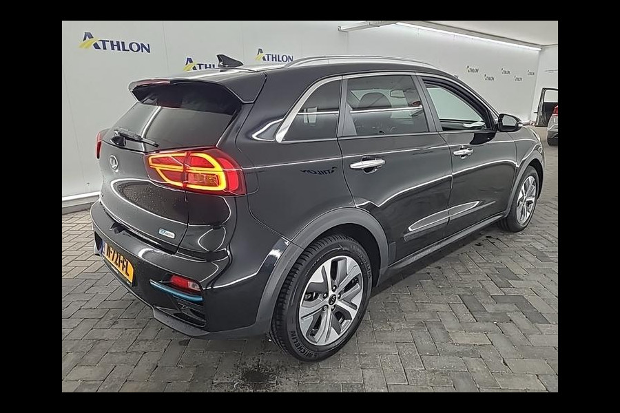 Kia e-Niro ExecutiveLine 64 kWh | Navi | Camera | Leder | Panorama