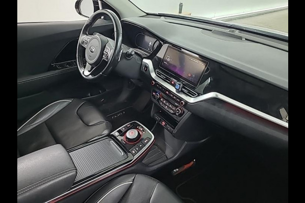 Kia e-Niro ExecutiveLine 64 kWh | Navi | Camera | Leder | Panorama