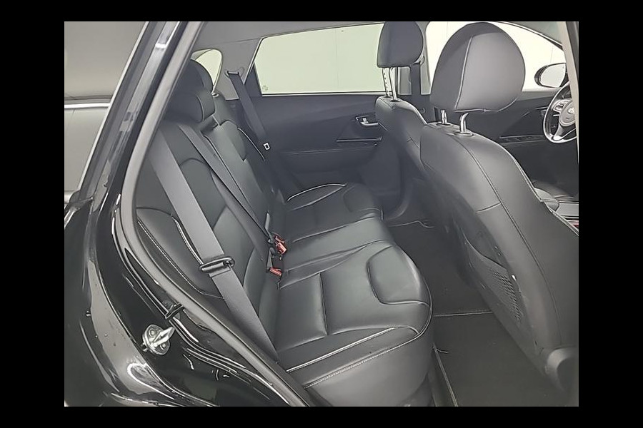 Kia e-Niro ExecutiveLine 64 kWh | Navi | Camera | Leder | Panorama