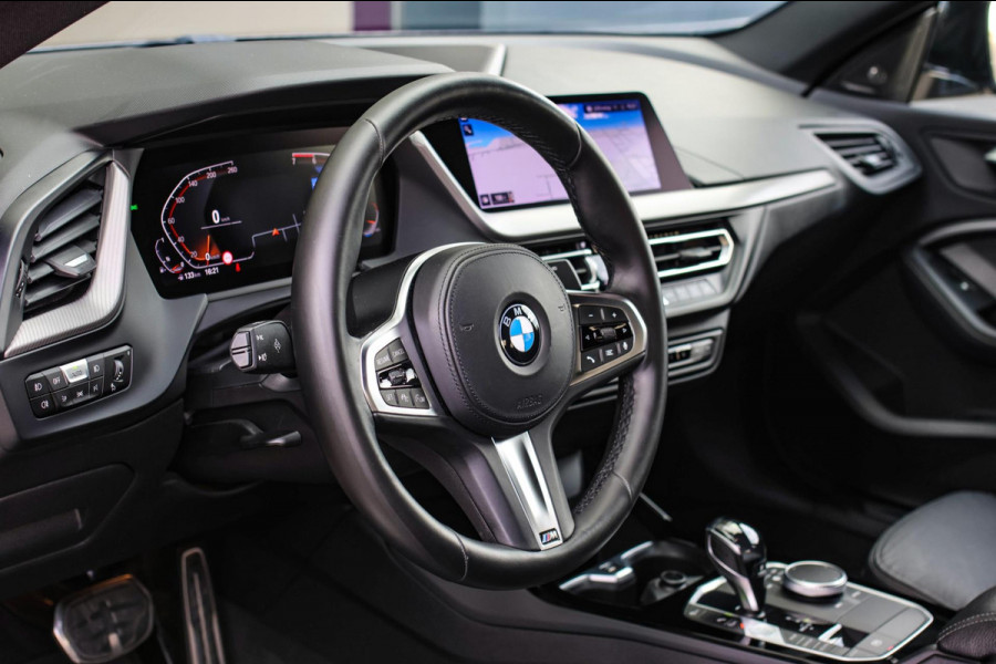 BMW 2 Serie Gran Coupé 218i High M-Sport *Camera*H/K*Leder*ACC*Side assist* BMW 2 Serie Gran Coupé 218i High M-Sport *Camera*H/K*Leder*ACC*Side assist*