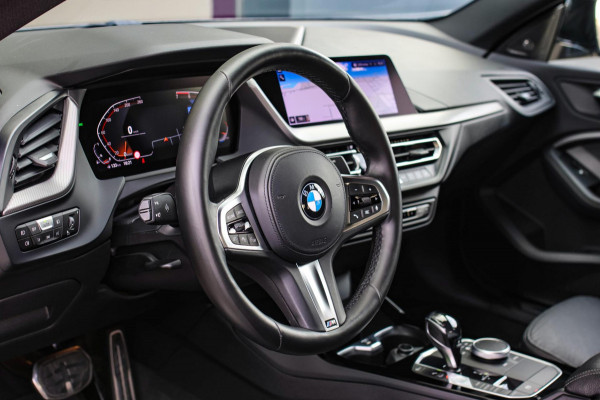 BMW 2 Serie Gran Coupé 218i High M-Sport *Camera*H/K*Leder*ACC*Side assist* BMW 2 Serie Gran Coupé 218i High M-Sport *Camera*H/K*Leder*ACC*Side assist*