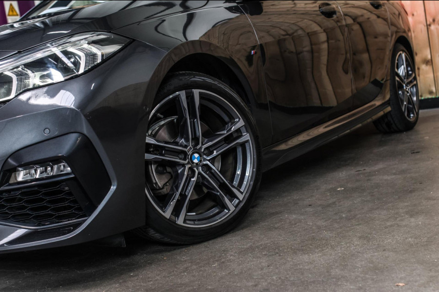 BMW 2 Serie Gran Coupé 218i High M-Sport *Camera*H/K*Leder*ACC*Side assist* BMW 2 Serie Gran Coupé 218i High M-Sport *Camera*H/K*Leder*ACC*Side assist*