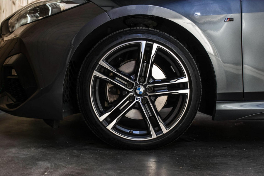 BMW 2 Serie Gran Coupé 218i High M-Sport *Camera*H/K*Leder*ACC*Side assist* BMW 2 Serie Gran Coupé 218i High M-Sport *Camera*H/K*Leder*ACC*Side assist*