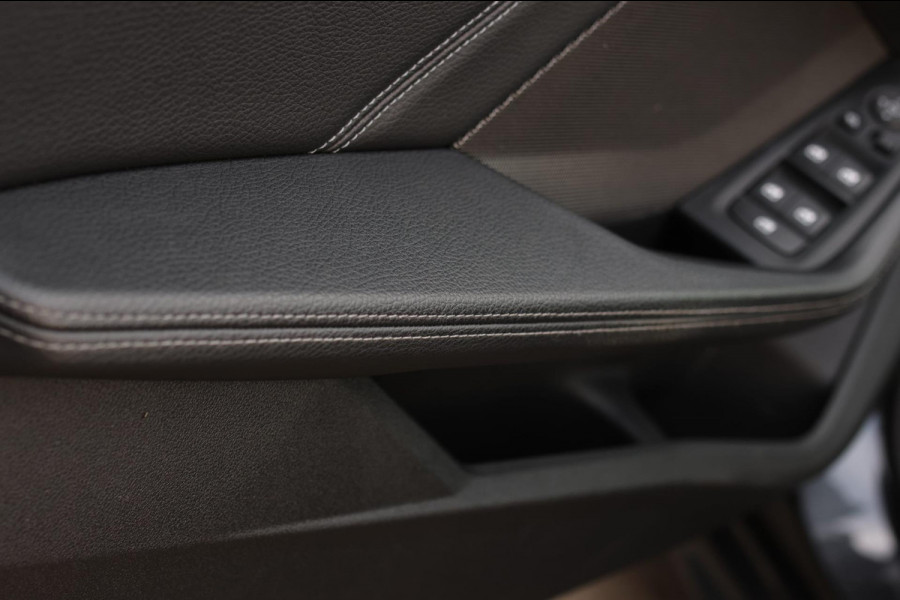 BMW 2 Serie Gran Coupé 218i High M-Sport *Camera*H/K*Leder*ACC*Side assist* BMW 2 Serie Gran Coupé 218i High M-Sport *Camera*H/K*Leder*ACC*Side assist*