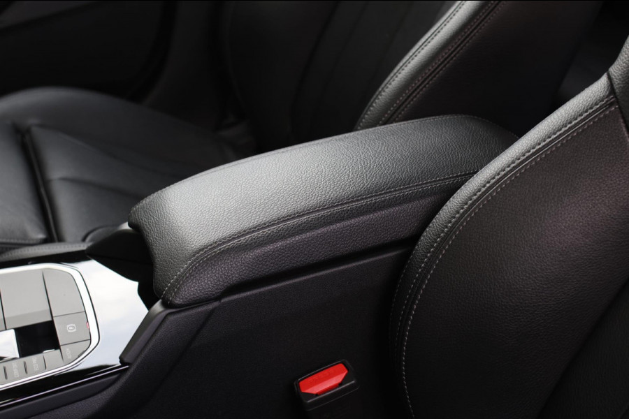 BMW 2 Serie Gran Coupé 218i High M-Sport *Camera*H/K*Leder*ACC*Side assist* BMW 2 Serie Gran Coupé 218i High M-Sport *Camera*H/K*Leder*ACC*Side assist*
