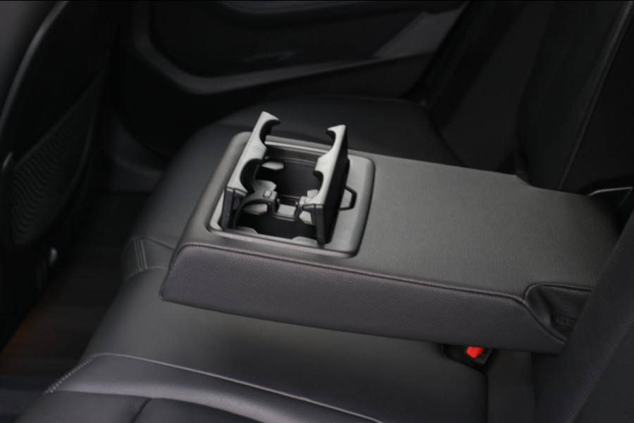 BMW 2 Serie Gran Coupé 218i High M-Sport *Camera*H/K*Leder*ACC*Side assist* BMW 2 Serie Gran Coupé 218i High M-Sport *Camera*H/K*Leder*ACC*Side assist*