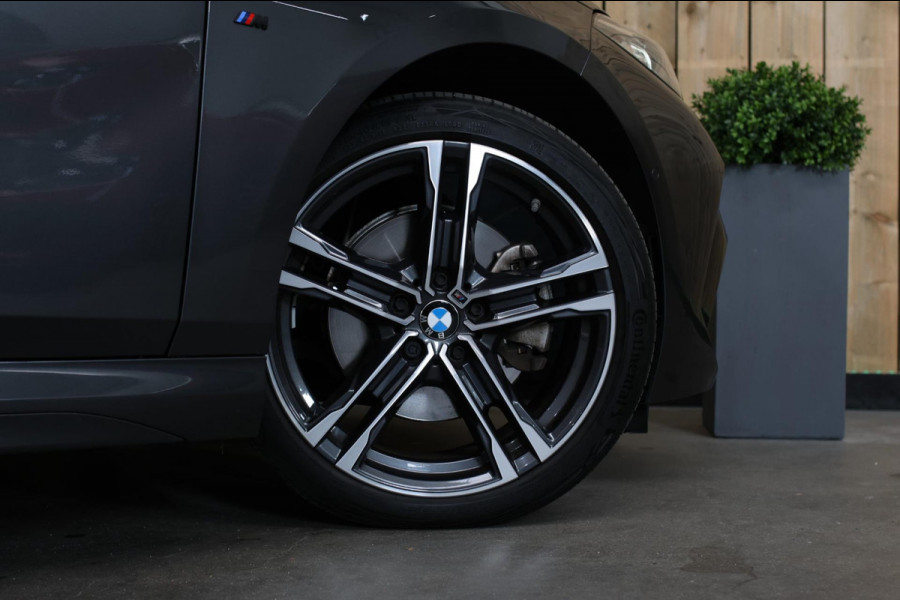 BMW 2 Serie Gran Coupé 218i High M-Sport *Camera*H/K*Leder*ACC*Side assist* BMW 2 Serie Gran Coupé 218i High M-Sport *Camera*H/K*Leder*ACC*Side assist*