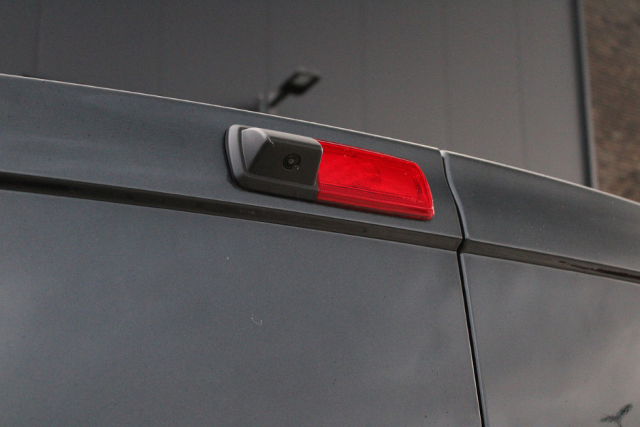 Renault Trafic 2.0 Blue dCi 130pk T29 L2H1 Advance Dubbele Cabine - Carplay - Android - 2x Schuifdeur - Passagiersstoel - Camera - LED - Rijkla