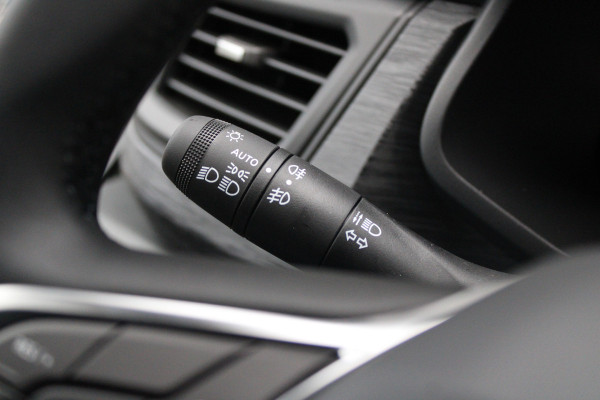 Renault Trafic 2.0 Blue dCi 130pk T29 L2H1 Advance Dubbele Cabine - Carplay - Android - 2x Schuifdeur - Passagiersstoel - Camera - LED - Rijkla