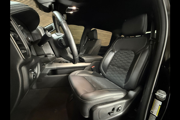 Dodge Ram 1500 5.7 V8 4x4 Crew Cab Sport | Full BLACK | Camera | ALPINE | Soft Cover | Apple Carplay | Cruise | Dodge Ram 1500 5.7 V8 4x4 Crew Cab Sport | Full BLACK | Camera | ALPINE | Soft Cover | Apple Carplay | Cruise |