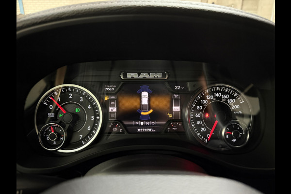 Dodge Ram 1500 5.7 V8 4x4 Crew Cab Sport | Full BLACK | Camera | ALPINE | Soft Cover | Apple Carplay | Cruise | Dodge Ram 1500 5.7 V8 4x4 Crew Cab Sport | Full BLACK | Camera | ALPINE | Soft Cover | Apple Carplay | Cruise |