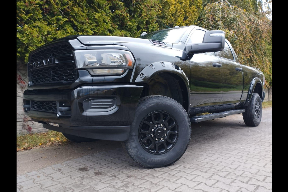 Dodge Ram 2500 Heavy Duty 6,4 V8 4x4 Crew Cab LPG onderbouw Dodge Ram 2500 Heavy Duty 6,4 V8 4x4 Crew Cab LPG onderbouw