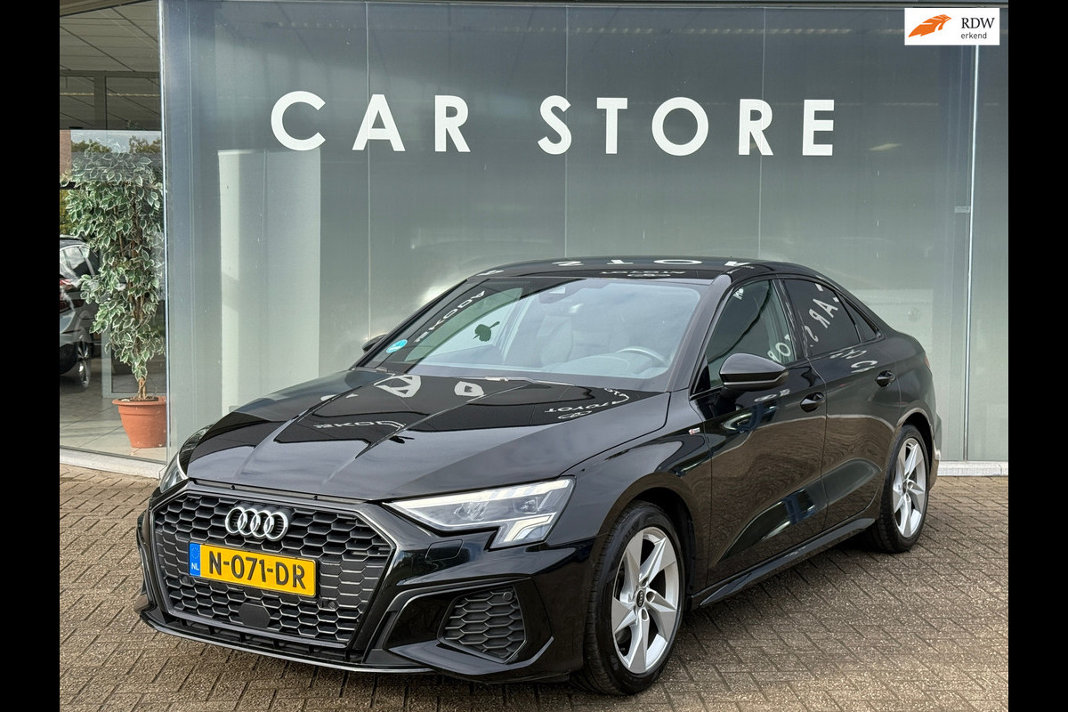 Audi A3 Limousine 35 TFSI 150PK S Line Virtual|Matrix|Sportstoel|Sfeerverlichting Audi A3 Limousine 35 TFSI 150PK S Line Virtual|Matrix|Sportstoel|Sfeerverlichting