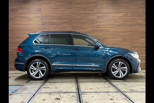 Volkswagen Tiguan 1.4 TSI eHybrid R-Line Business+ | Trekhaak Elektrisch | Navigatie | Adaptive Cruise | Alcantara | 19' inch Volkswagen Tiguan 1.4 TSI eHybrid R-Line Business+ | Trekhaak Elektrisch | Navigatie | Adaptive Cruise | Alcantara | 19' inch