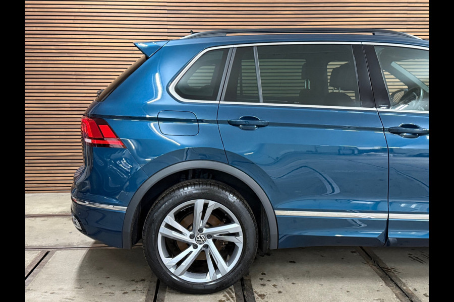 Volkswagen Tiguan 1.4 TSI eHybrid R-Line Business+ | Trekhaak Elektrisch | Navigatie | Adaptive Cruise | Alcantara | 19' inch Volkswagen Tiguan 1.4 TSI eHybrid R-Line Business+ | Trekhaak Elektrisch | Navigatie | Adaptive Cruise | Alcantara | 19' inch