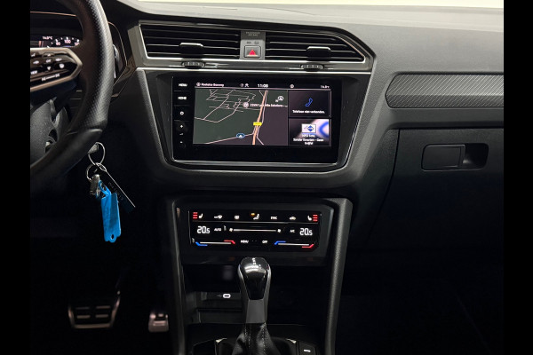 Volkswagen Tiguan 1.4 TSI eHybrid R-Line Business+ | Trekhaak Elektrisch | Navigatie | Adaptive Cruise | Alcantara | 19' inch Volkswagen Tiguan 1.4 TSI eHybrid R-Line Business+ | Trekhaak Elektrisch | Navigatie | Adaptive Cruise | Alcantara | 19' inch