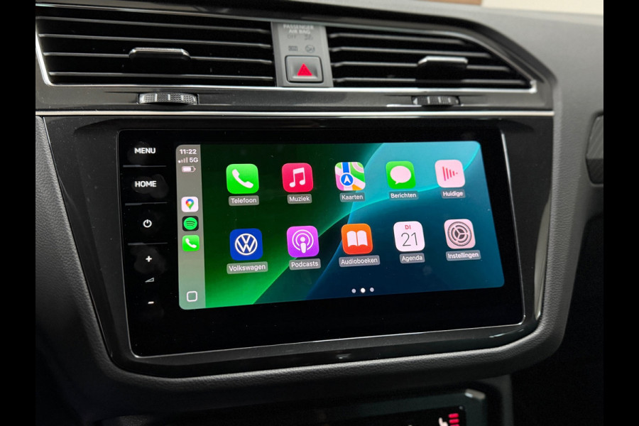 Volkswagen Tiguan 1.4 TSI eHybrid R-Line Business+ | Trekhaak Elektrisch | Navigatie | Adaptive Cruise | Alcantara | 19' inch Volkswagen Tiguan 1.4 TSI eHybrid R-Line Business+ | Trekhaak Elektrisch | Navigatie | Adaptive Cruise | Alcantara | 19' inch
