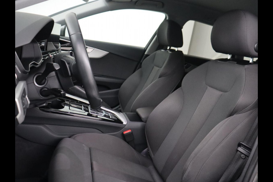 Audi A4 35 TFSI Business Edition | Carplay | Sportstoelen | Full LED | Virtual Cockpit | Navigatie | DAB | Climate control | Parkeerhulp | Cruise control Audi A4 35 TFSI Business Edition | Carplay | Sportstoelen | Full LED | Virtual Cockpit | Navigatie | DAB | Climate control | Parkeerhulp | Cruise control
