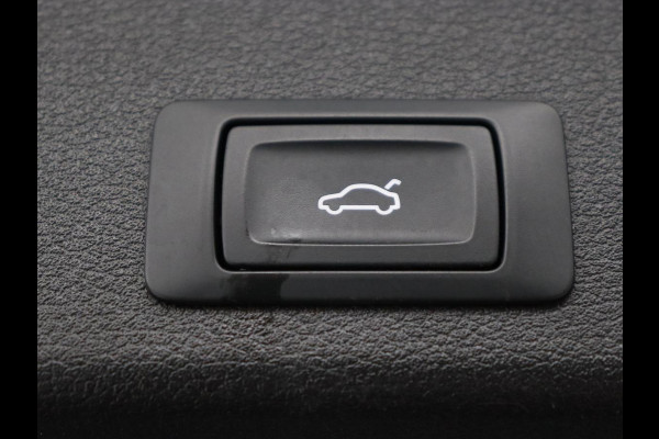 Audi A4 35 TFSI Business Edition | Carplay | Sportstoelen | Full LED | Virtual Cockpit | Navigatie | DAB | Climate control | Parkeerhulp | Cruise control Audi A4 35 TFSI Business Edition | Carplay | Sportstoelen | Full LED | Virtual Cockpit | Navigatie | DAB | Climate control | Parkeerhulp | Cruise control