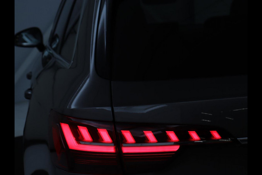 Audi A4 35 TFSI Business Edition | Carplay | Sportstoelen | Full LED | Virtual Cockpit | Navigatie | DAB | Climate control | Parkeerhulp | Cruise control Audi A4 35 TFSI Business Edition | Carplay | Sportstoelen | Full LED | Virtual Cockpit | Navigatie | DAB | Climate control | Parkeerhulp | Cruise control