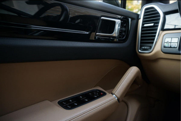 Porsche Cayenne 2.9 S AWD Aut8 441pk | Panoramadak | Luchtvering PASM | GTS sportzetels voor en achter | Uitgebreid memory pakket | Volledig onderhouden | Porsche RS Design velgen 21inch 2 sets banden | Porsche Cayenne 2.9 S AWD Aut8 441pk | Panoramadak | Luchtvering PASM | GTS sportzetels voor en achter | Uitgebreid memory pakket | Volledig onderhouden | Porsche RS Design velgen 21inch 2 sets banden |