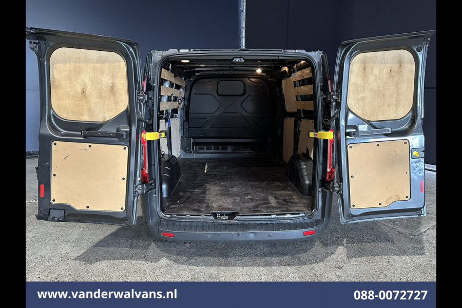 Ford Transit Custom 2.0 TDCI L1H1 Euro6 Airco | Camera | Cruisecontrol | Parkeersensoren | Sidebars Bijrijdersbank Ford Transit Custom 2.0 TDCI L1H1 Euro6 Airco | Camera | Cruisecontrol | Parkeersensoren | Sidebars Bijrijdersbank