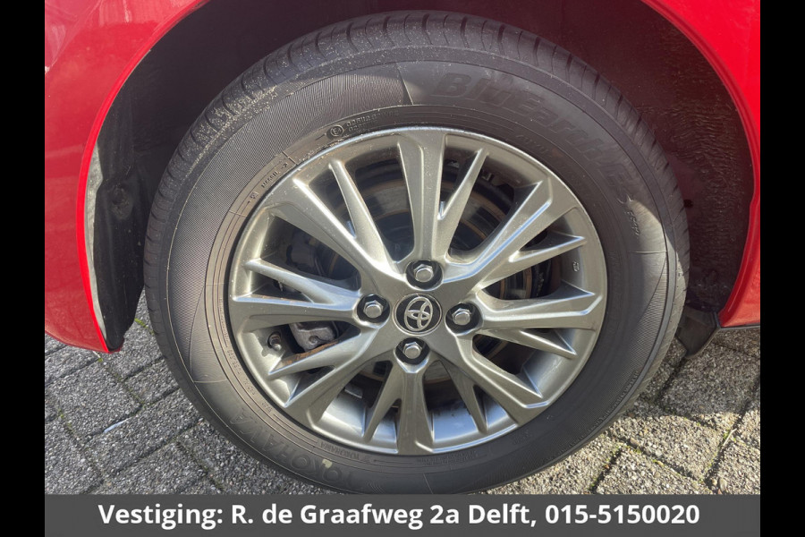 Toyota Yaris 1.5 Hybrid Dynamic | Trekhaak | Apple Carplay & AndroidAUTO | Dealer onderhouden | 1E eigenaar Toyota Yaris 1.5 Hybrid Dynamic | Trekhaak | Apple Carplay & AndroidAUTO | Dealer onderhouden | 1E eigenaar